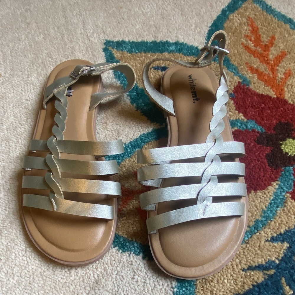 Women’s Sandals - Beautiful - Never Worn - Size 7.5W